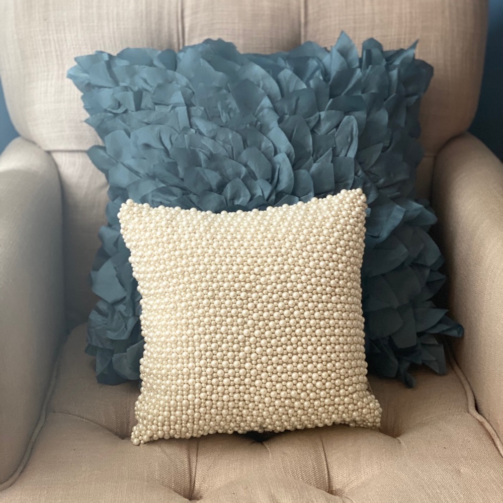 🆕flower petal satin blue pier one pillow cover - Picture 5 of 5